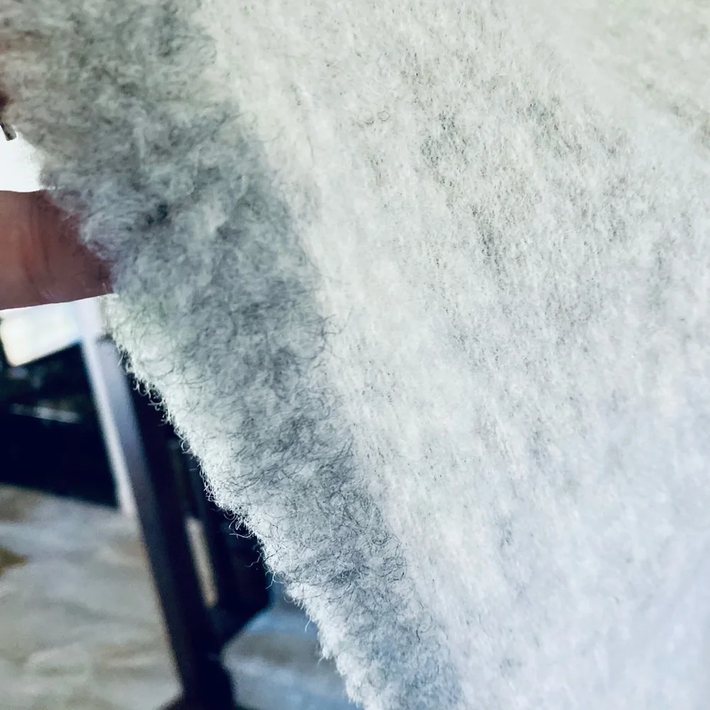 TARA Vao Gray Wool Poncho